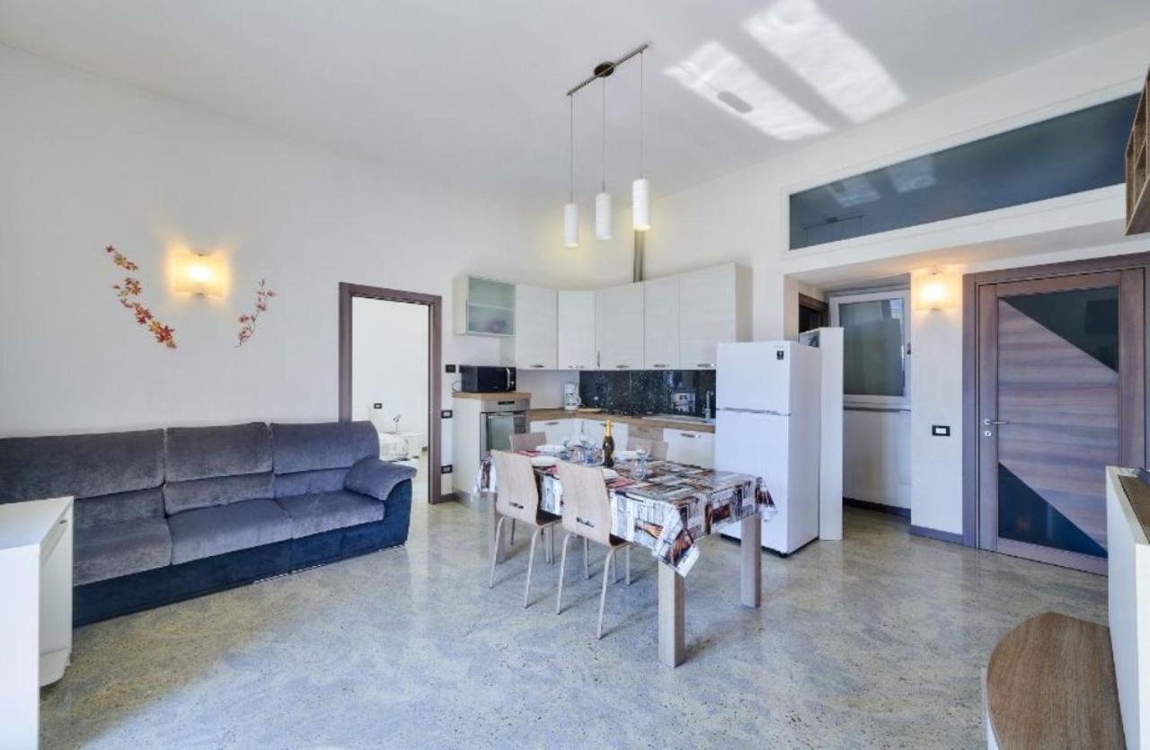 Apartment Rosa Dei Venti Gravedona Exterior photo